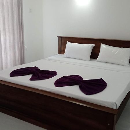 Para Inn Residence Dehiwala-Mount Lavinia Exterior photo
