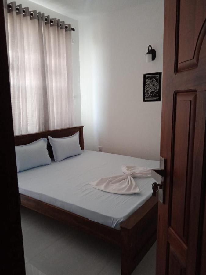 Para Inn Residence Dehiwala-Mount Lavinia Exterior photo