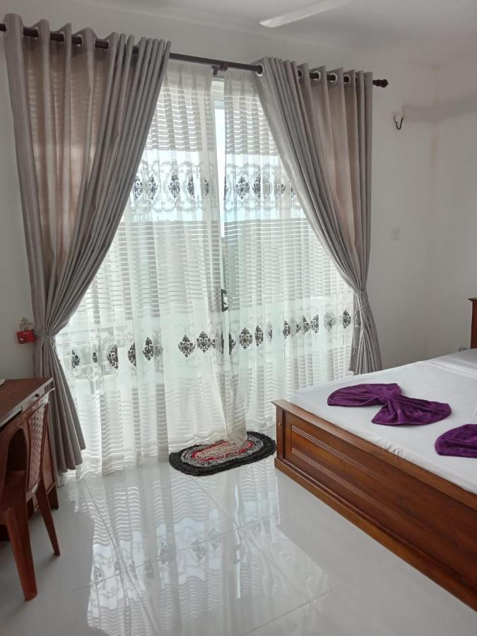 Para Inn Residence Dehiwala-Mount Lavinia Exterior photo